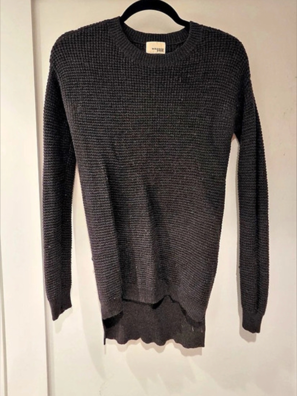 Wilfred Free Ribbed Crew Neck Sweater in Black Like New